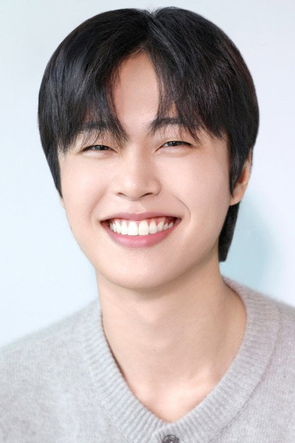 Lee Ju-hyeong Biography and Full Filmography - MovieWise