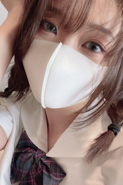 HongKong Doll