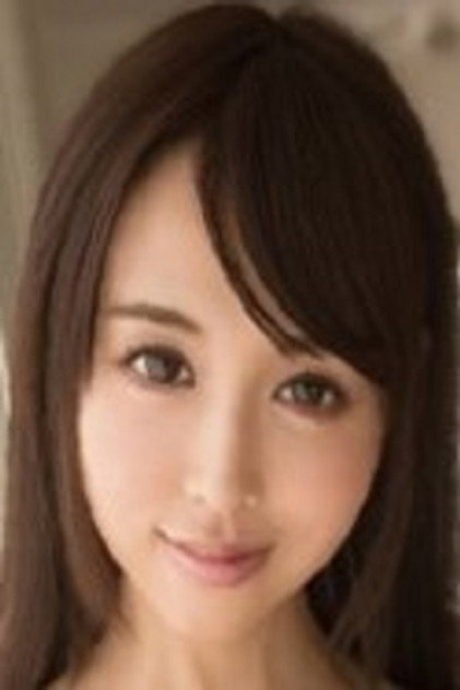 Lilly Hosho photo 2