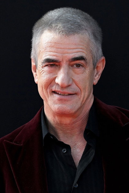 Dermot Mulroney - 5