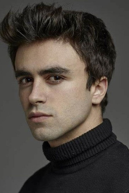 Itzan Escamilla - 4