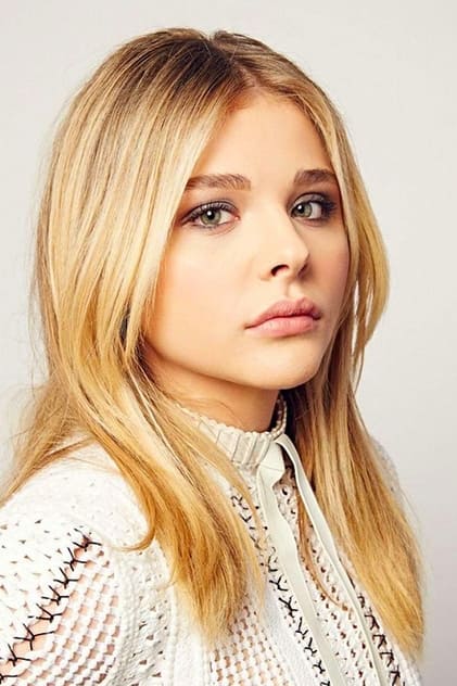 Chloë Grace Moretz (10 de Fevereiro de 1997), Artista