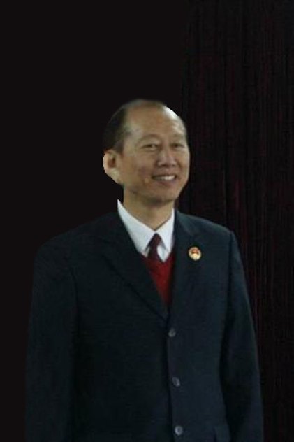 余诚群