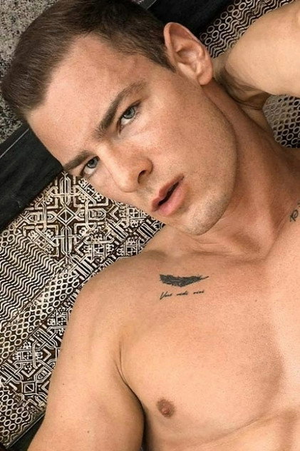 Matheo Bare photo 2