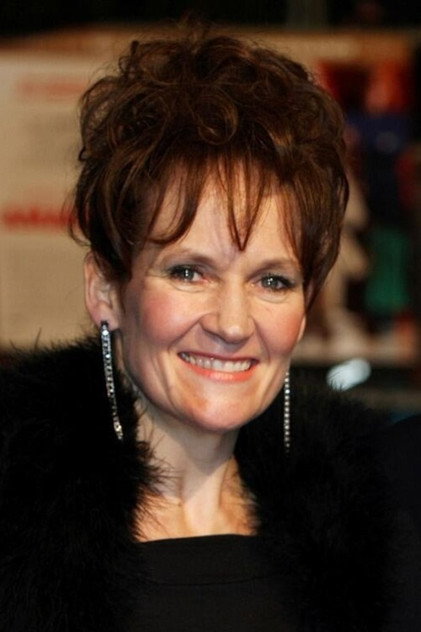 Lorraine Ashbourne - 4