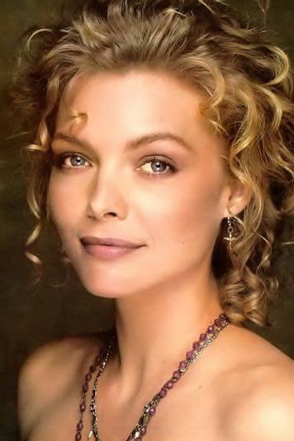 Michelle Pfeiffer - 8