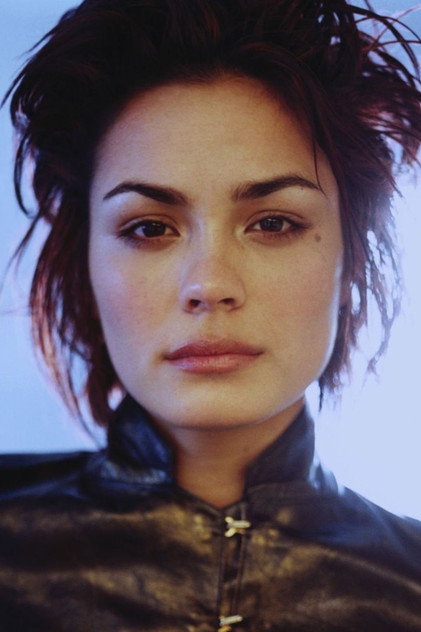 Shannyn Sossamon - 5