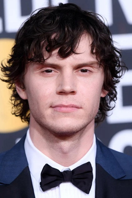 Evan Peters - 12