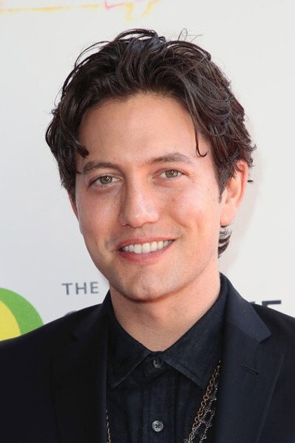 Jackson Rathbone - 7