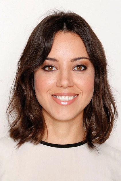 Aubrey Plaza - 18