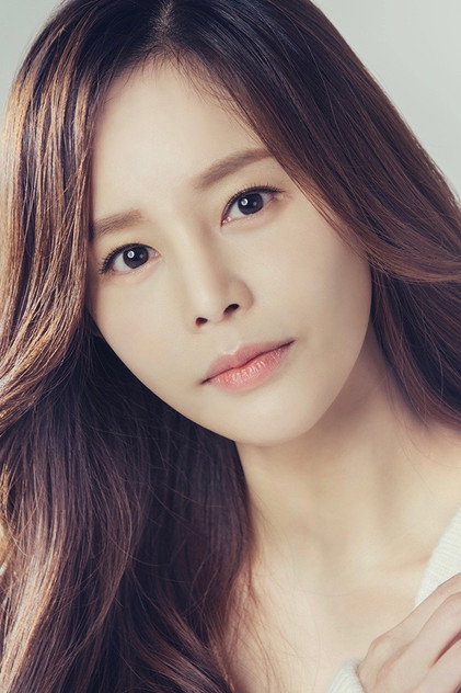 Lee Young-ah - 4