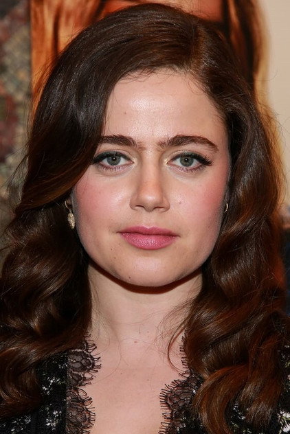 Molly Gordon - 10