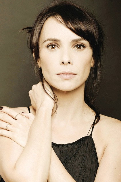 Débora Falabella photo 4