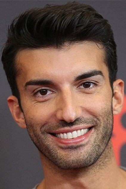 Justin Baldoni - 7