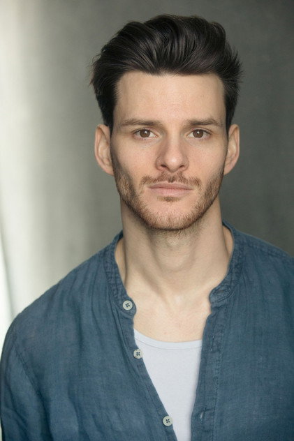 Sam Hume photo 3