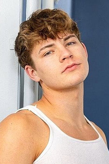 Oliver Marks photo 3