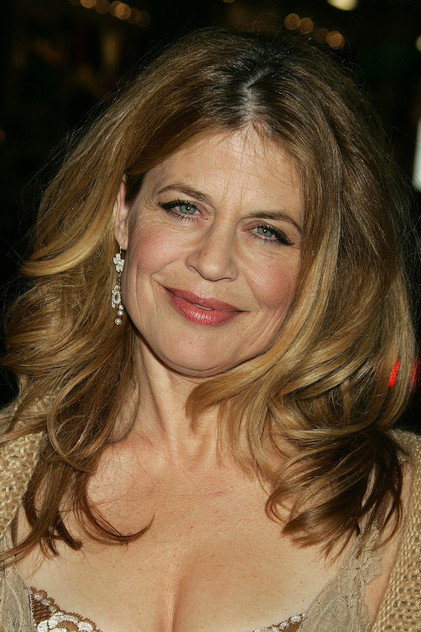 Linda Hamilton - 16