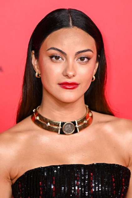 Camila Mendes - 5