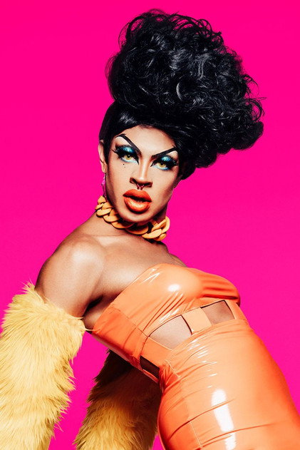 Yvie Oddly - 10