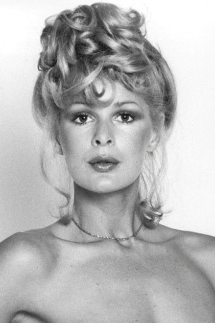 Image of Nina Carter