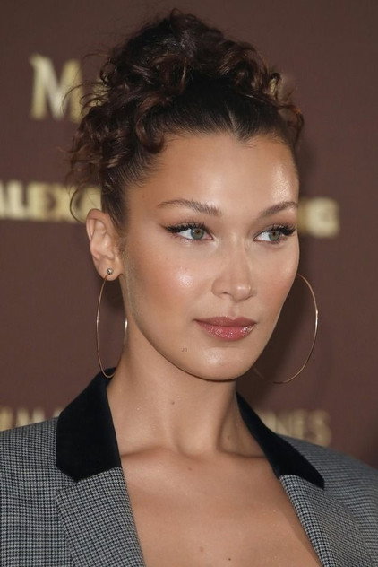Bella Hadid - 12