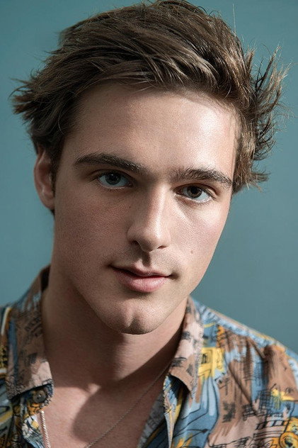 Jacob Elordi - 12