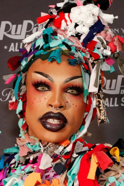 Yvie Oddly - 7