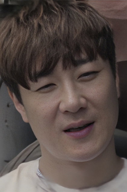 Jo Yong-bok photo 2