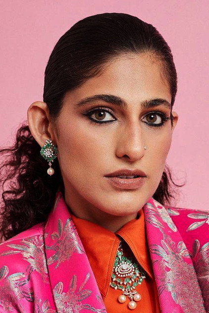 Kubbra Sait - 6