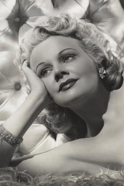 Ariel Heath photo 2