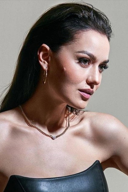 Fahriye Evcen - 12