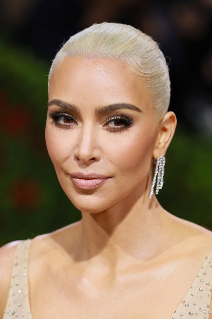 Kim Kardashian - 17