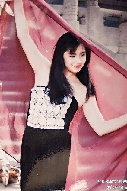 Joey Wong - 11