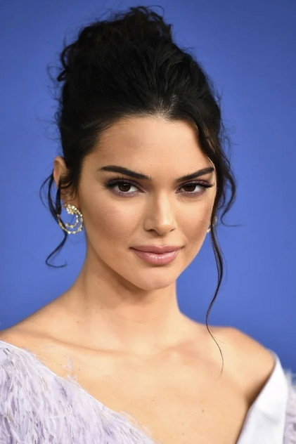 Kendall Jenner - 8