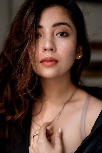 Barkha Singh - 6