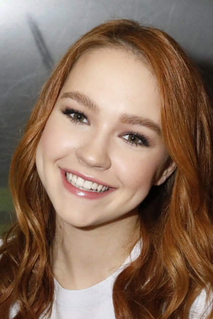 Sadie Stanley - 9