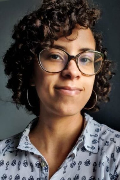Bárbara F. Santos Bárbara F. Santos