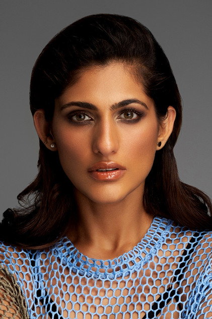 Kubbra Sait - 9