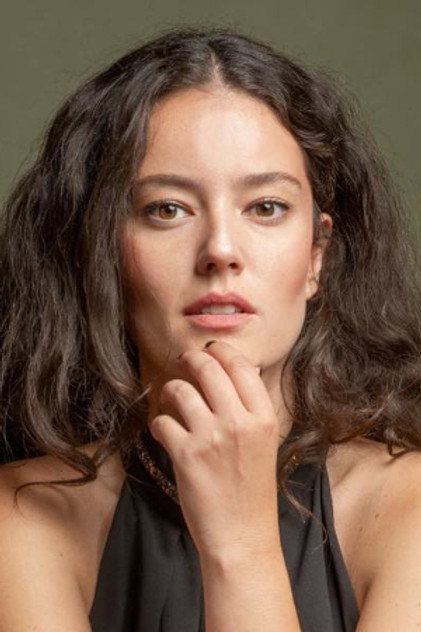Pelin Akil - 6