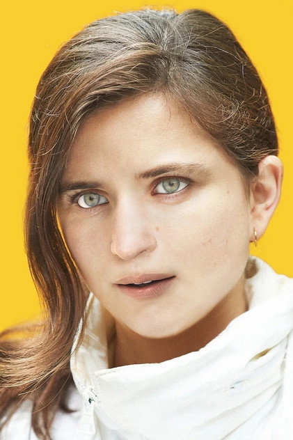 Sarah Jones photo 2