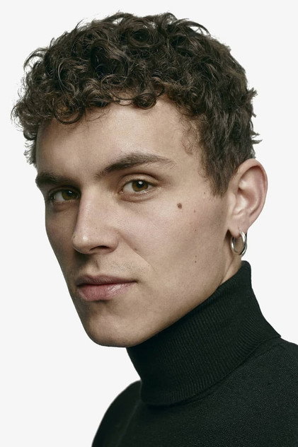 Arón Piper - 4