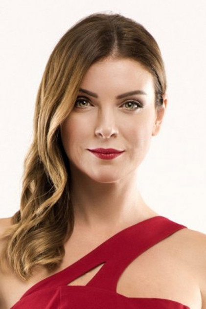 Özge Özberk - 5