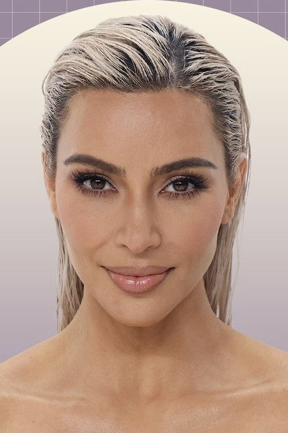 Kim Kardashian - 12