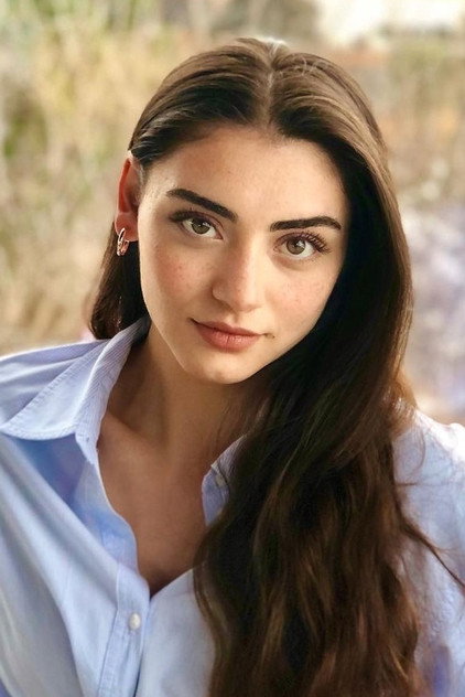 Özge Törer photo 6