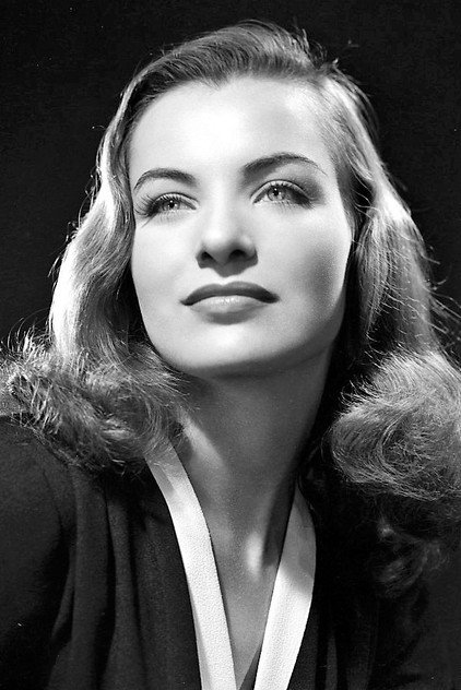 Ella Raines - 8