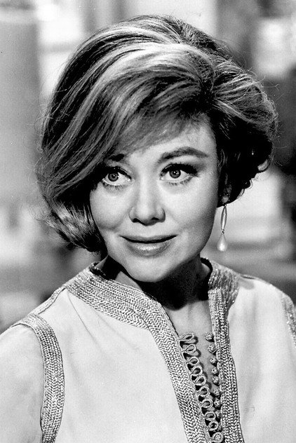 Glynis Johns - 4