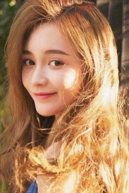 Wang Yifei photo 4