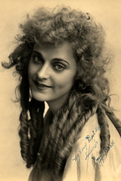 Image of Peggy Pearce