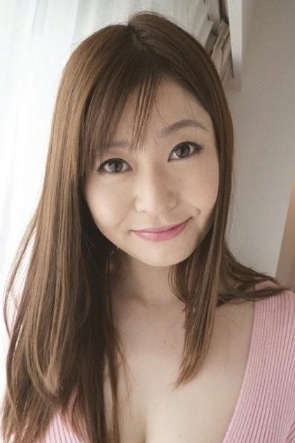 Yurika Aoi photo 2