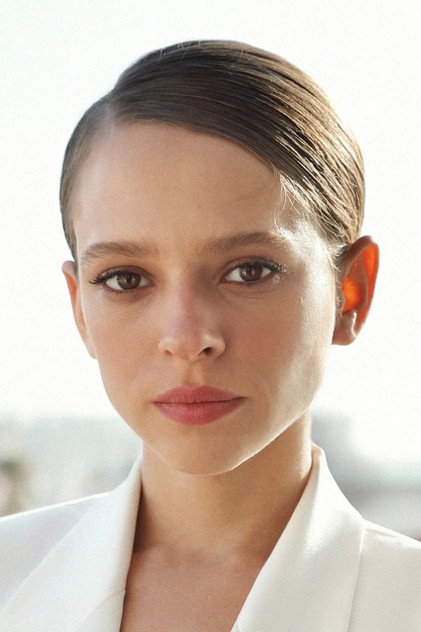 Shira Haas - 4